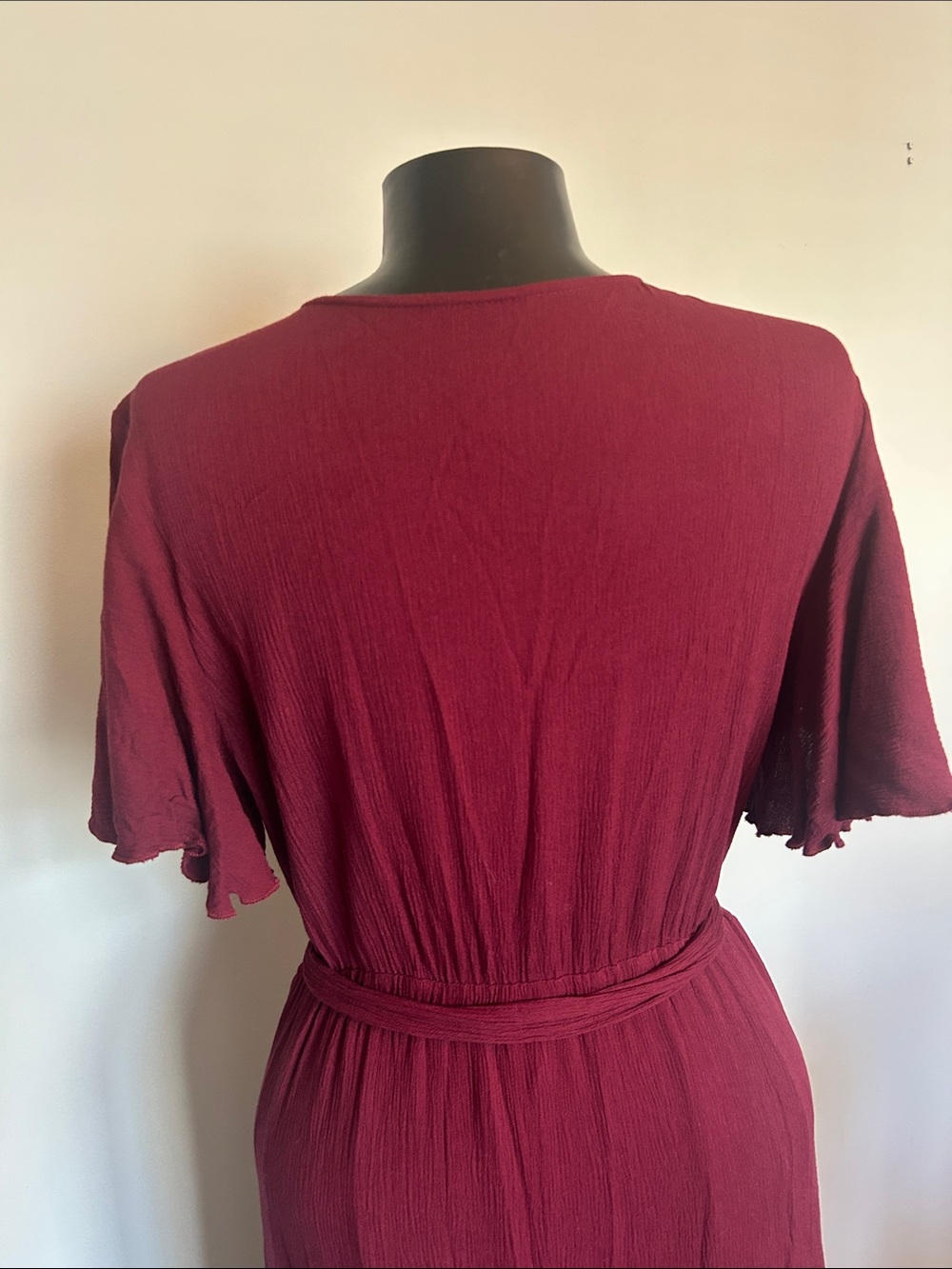 Flutter sleeve maxi dress in burgundy soft crinkle viscose, sz M EUC - Picture 6 of 6